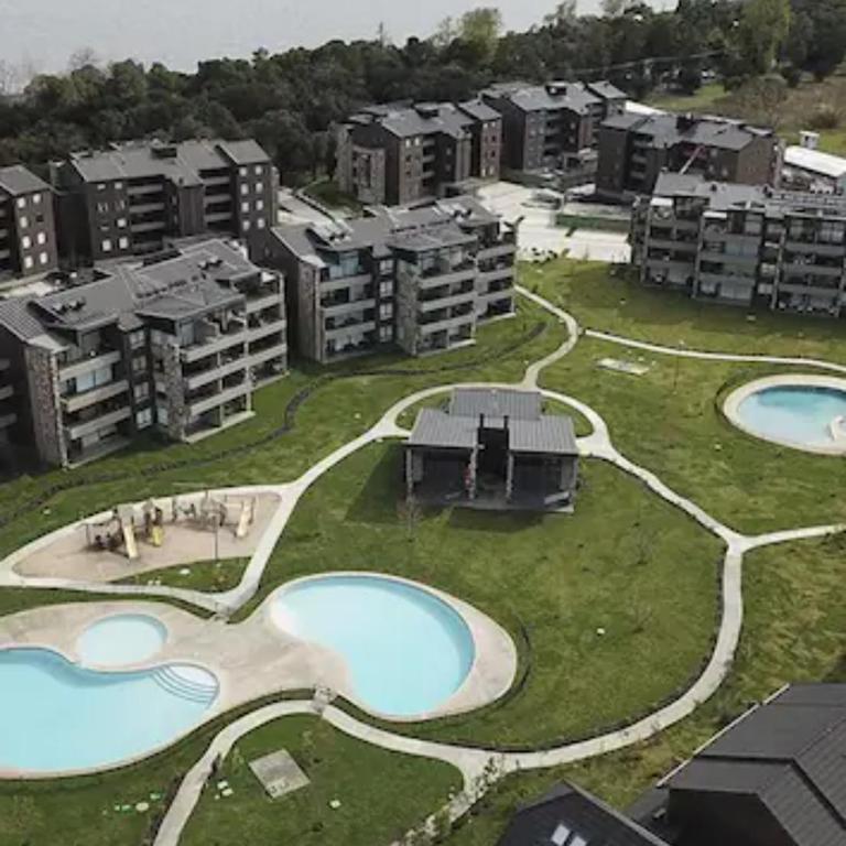 Excelente Departamento en Condominio Costa Pucon - Three-Bedroom Apartment - 9