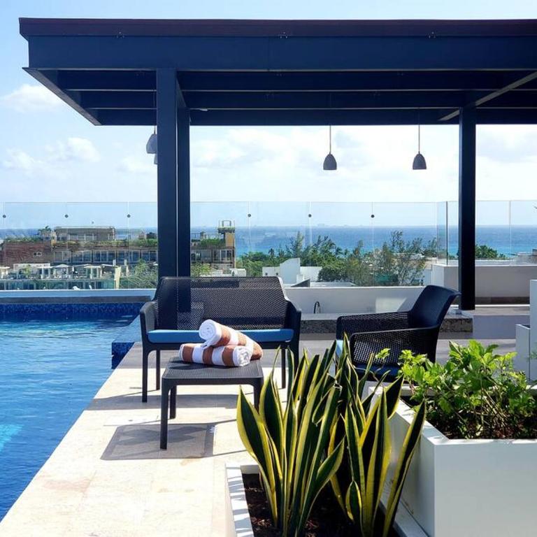 Stylish Luxury Condo in the heart of Playa - Two-Bedroom Apartment - 2