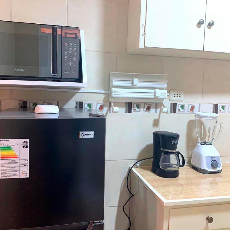 Pershing lindo dpto amoblado 2dorm y wifi - Three-Bedroom Apartment - 7