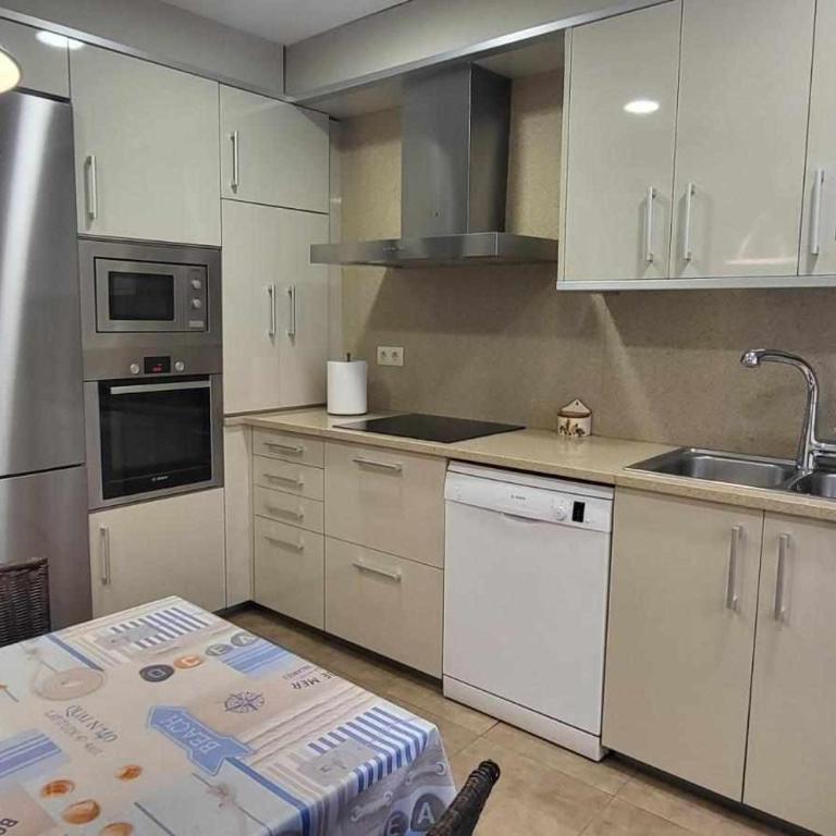 Roses Casc Antic SL Sant Elm 4 - Apartment - 18