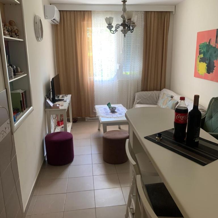 Apartmant Nik - Two-Bedroom Apartment - 18