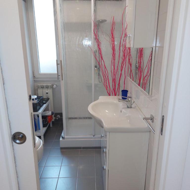 Casa Giova: bilocale con balcone al Gianicolo - One-Bedroom Apartment - 11