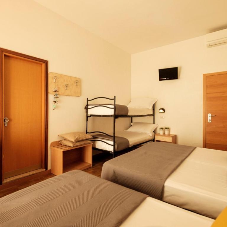 Hotel Oceanic Rimini - Family Hotel - Camera Familiare con Vista Mare - 2