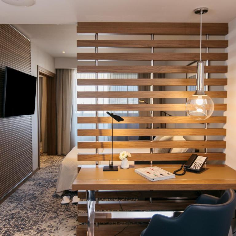 InterContinental Barcelona by IHG - One-Bedroom King Suite with Sofa Bed and Balcony - 1