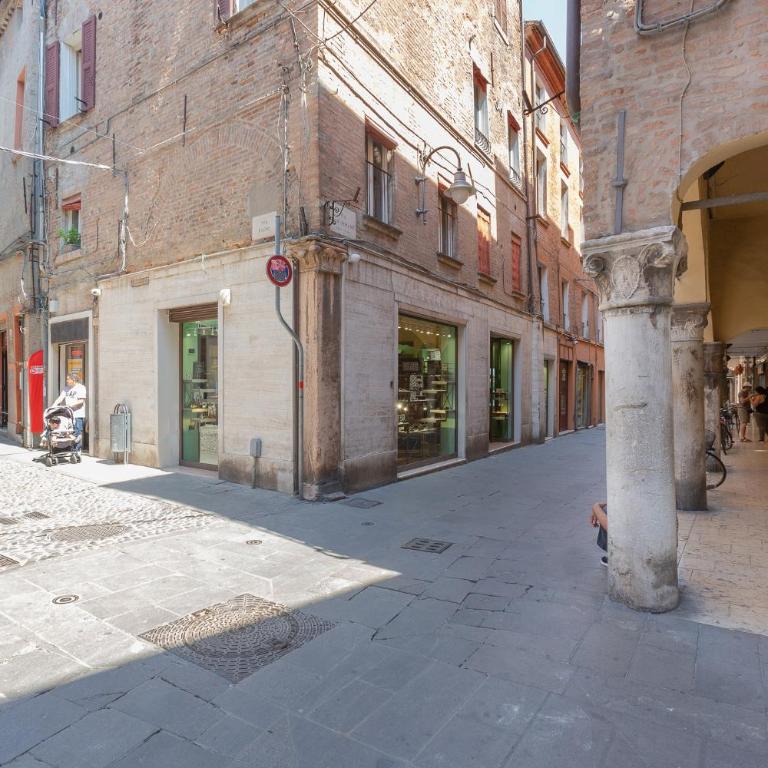 GuestHost - A 2 min dal Museo della Cattedrale San Romano Apt - Appartamento con 1 Camera da Letto - 17