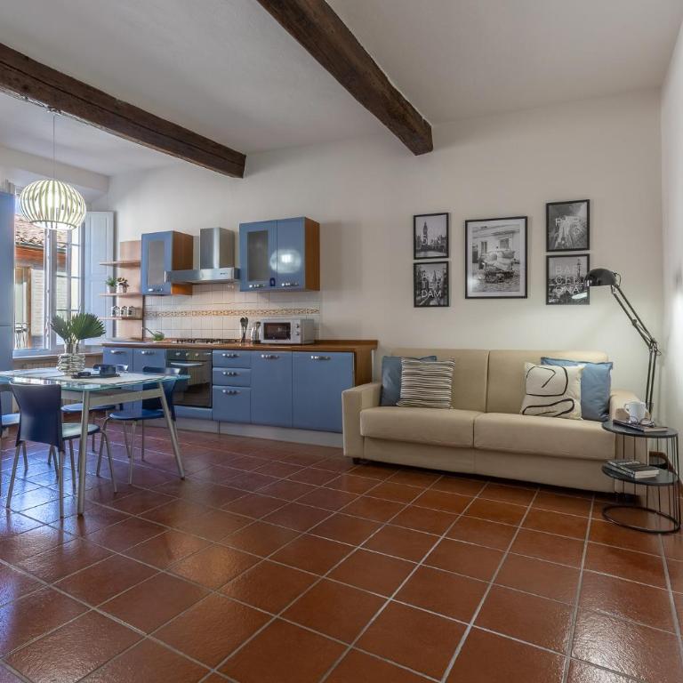 GuestHost - A 2 min dal Museo della Cattedrale San Romano Apt - Appartamento con 1 Camera da Letto - 1