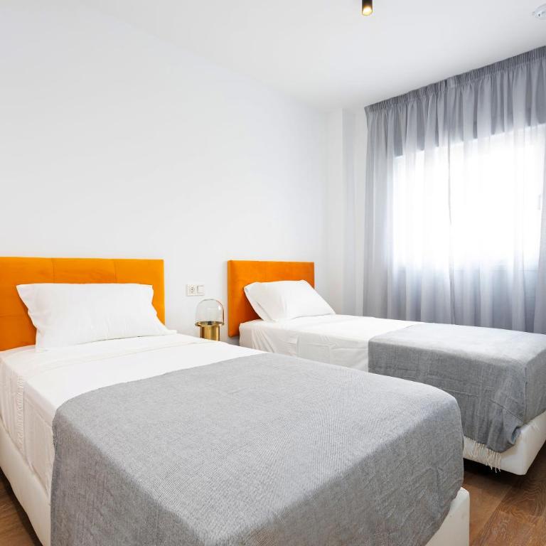 Caleyro Boutique Apartments - "Parking incluido" - Apartamento Familiar Superior de 2 dormitorios con terraza - 10