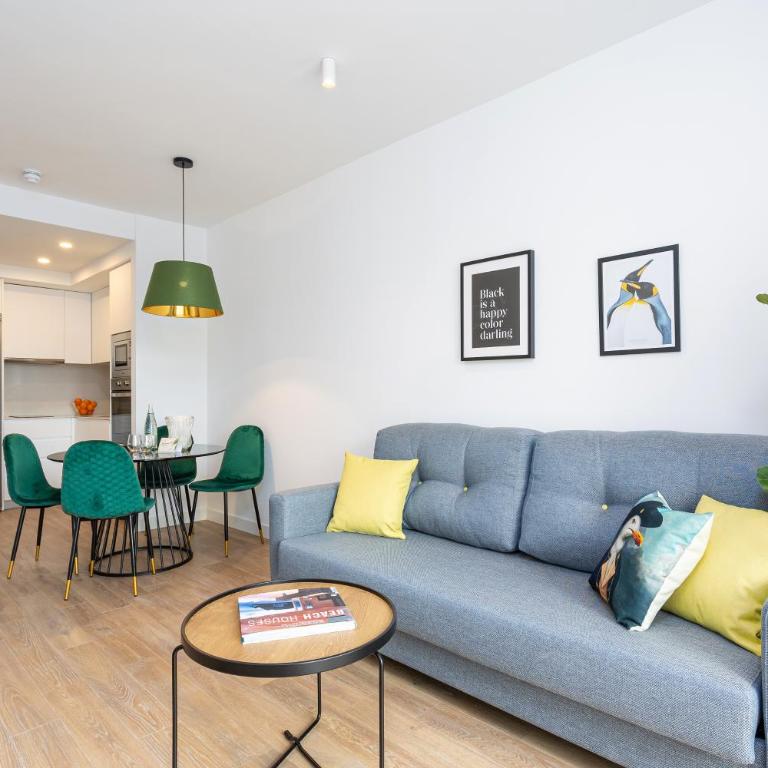 Caleyro Boutique Apartments - "Parking incluido" - Apartamento Familiar Superior de 2 dormitorios con terraza - 2