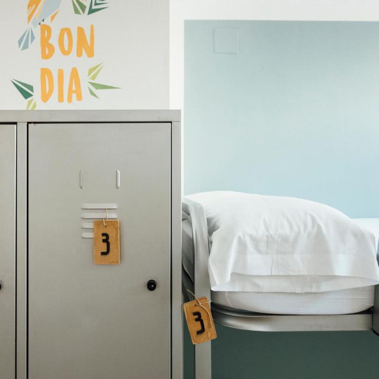 Casa Jam Barcelona - Bed in 4-Bed Mixed Dormitory Room - 1