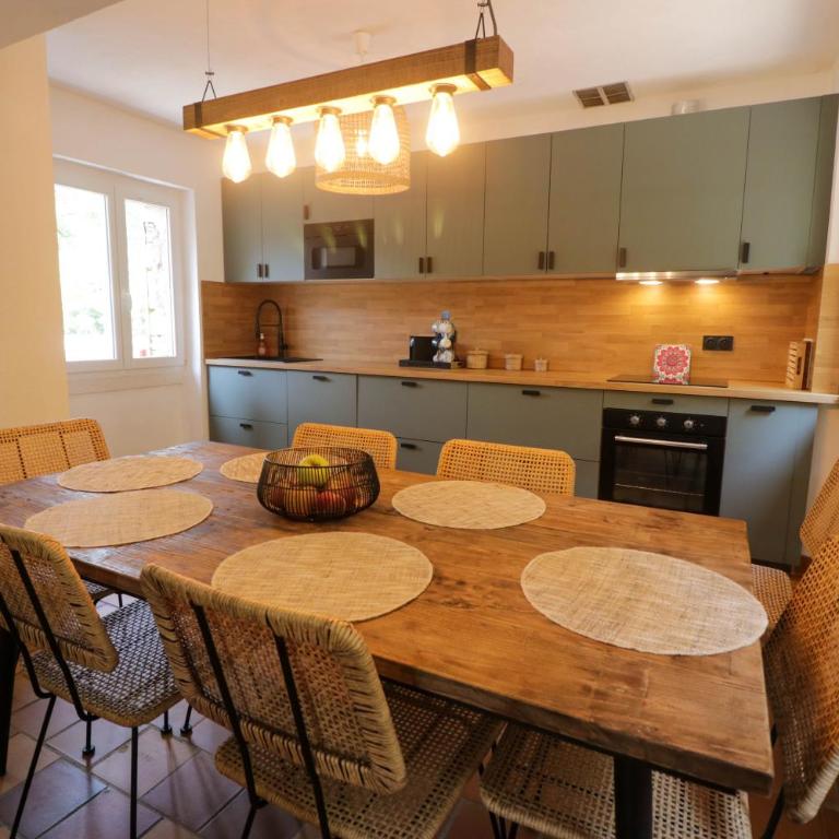Maison 1 - Three-Bedroom House - 8