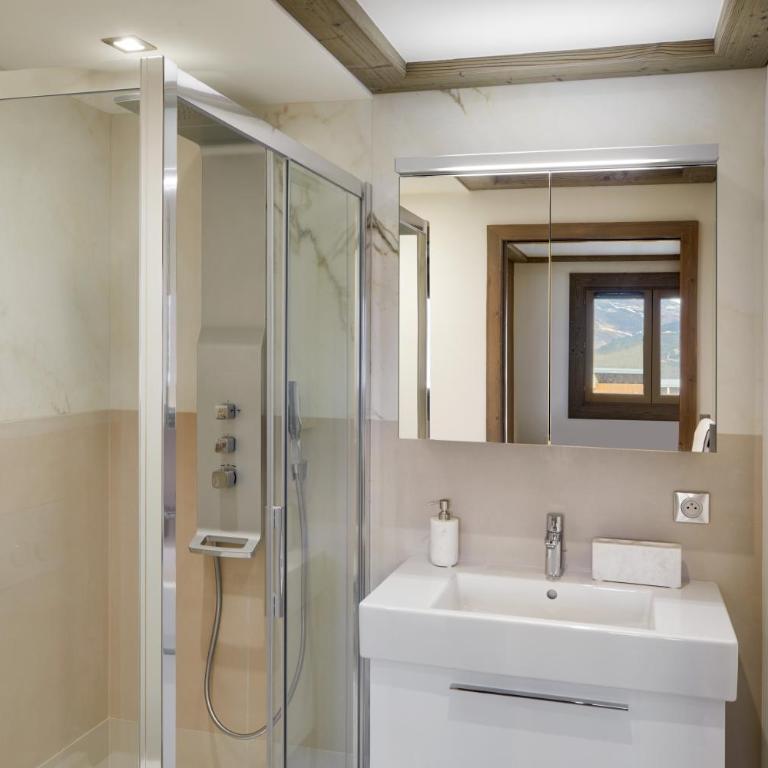 Six Senses Residences & Spa Courchevel - THREE-BEDROOM DELUXE FAMILY APARTMENT - 1