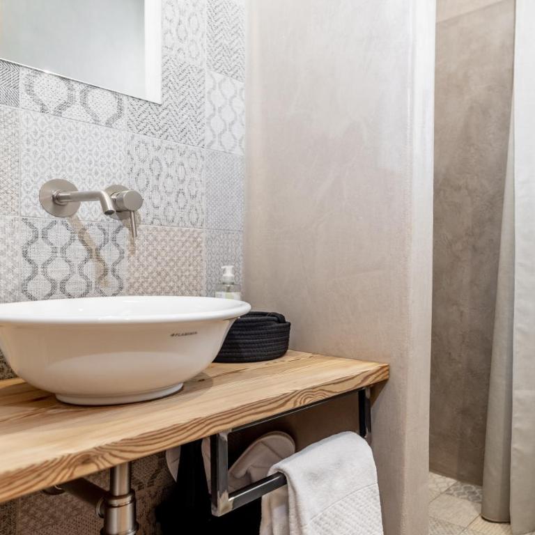 Curt di Clement Eco Mobility Hotel - Standard Double Room - 16