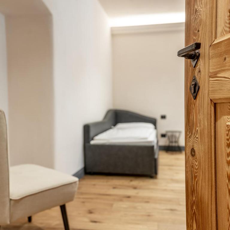 Curt di Clement Eco Mobility Hotel - Comfort Triple Room - 7