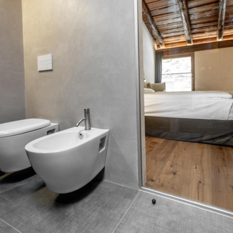 Curt di Clement Eco Mobility Hotel - Comfort Triple Room - 1