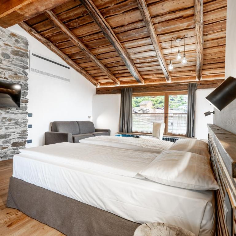 Curt di Clement Eco Mobility Hotel - Suite with Mountain View - 9