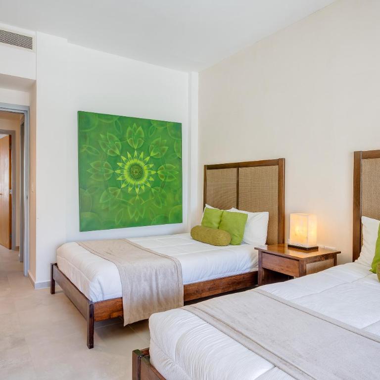 Oceanview Private Rooftop Pool, Steps to Mamitas - Vacation Home - 24