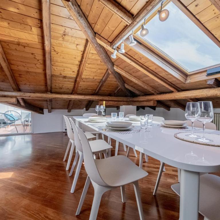 Realkasa Attico Indipendenza - Two-Bedroom Apartment - 7