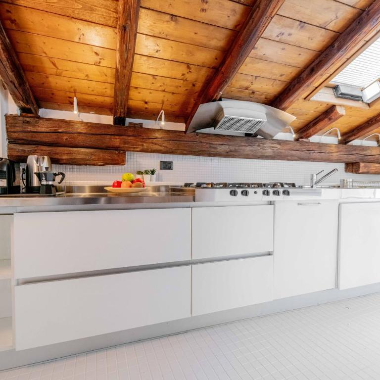 Realkasa Attico Indipendenza - Two-Bedroom Apartment - 8