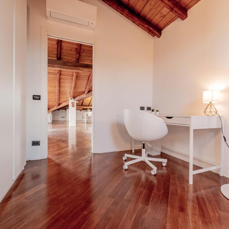Realkasa Attico Indipendenza - Two-Bedroom Apartment - 16