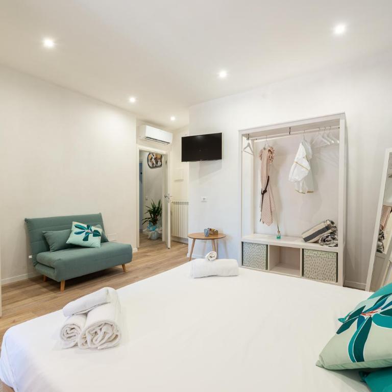 B&B Interno12 - Camera Tripla con Bagno Privato - 1