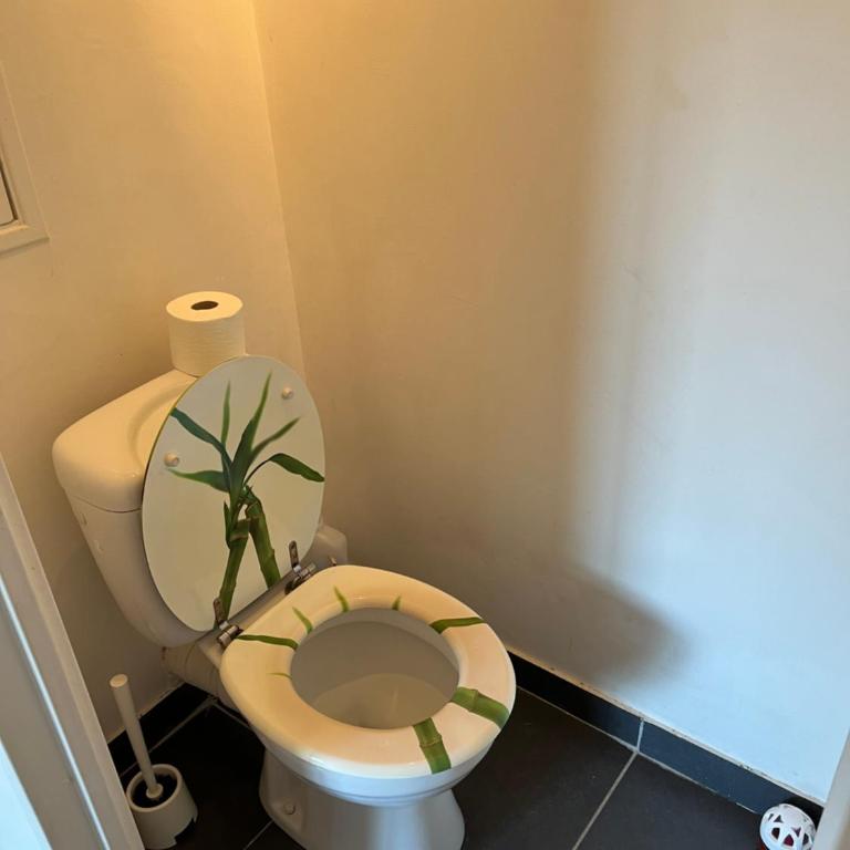 2 pièces avec terrasse en résidence privée - Appartement 1 Chambre - 16