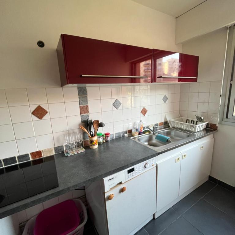 2 pièces avec terrasse en résidence privée - Appartement 1 Chambre - 8