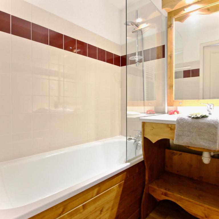 Appartement cosy avec terrasse exposée Sud, animaux acceptés - FR-1-549-94 - Appartement - 9