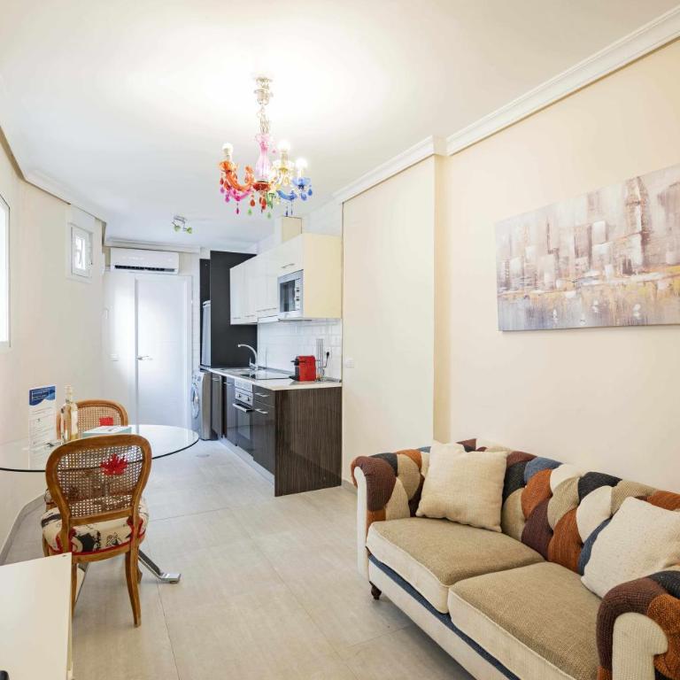 Cuidadosamente decorado apartamento junto al metro - Apartamento de 1 dormitorio - 8