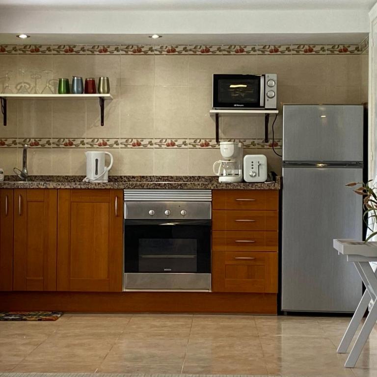 Private Pool & Garden - walk to Beach & Marbella - Casa de 2 dormitorios - 16