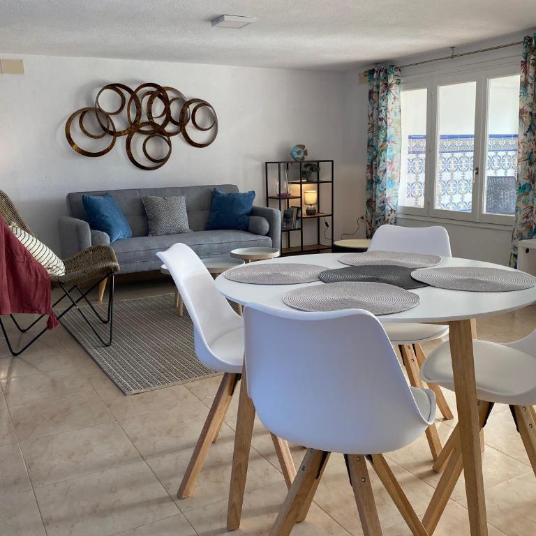 Private Pool & Garden - walk to Beach & Marbella - Casa de 2 dormitorios - 2
