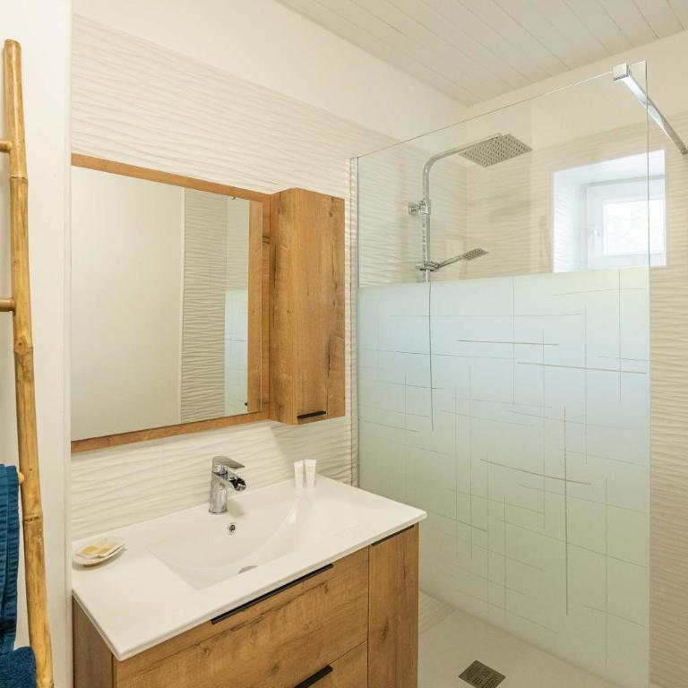 Le Lovely Narbonnais - Balneo & Sauna - One-Bedroom Apartment - 17