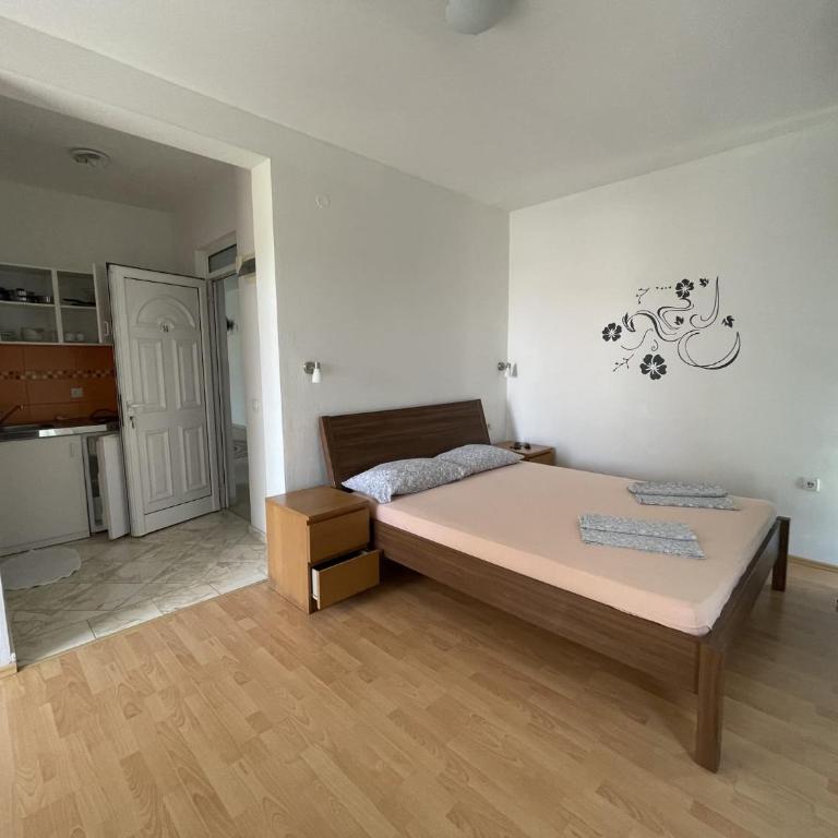 Apartmani Vila Milaris - Studio (2 Odrasle Osobe) - 36
