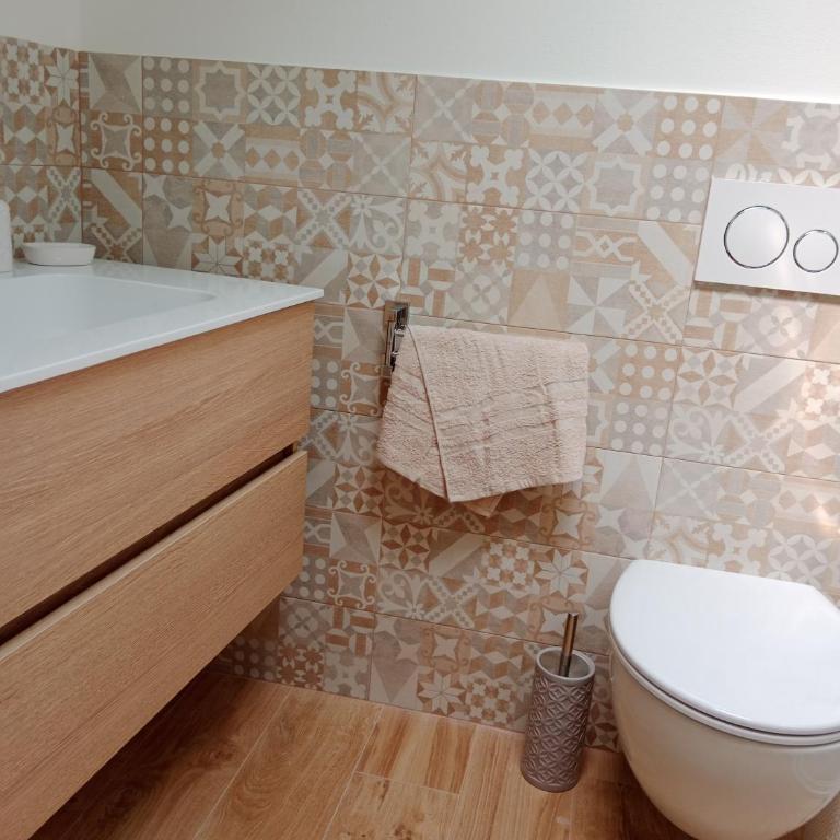 Casa Regina - Appartamento con 2 Camere da Letto - 26