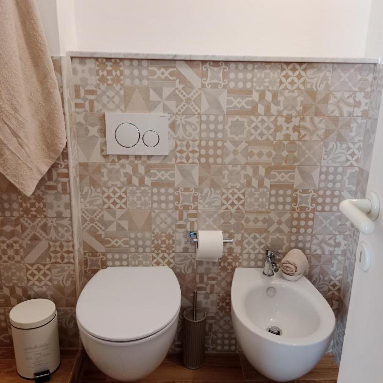 Casa Regina - Appartamento con 2 Camere da Letto - 22