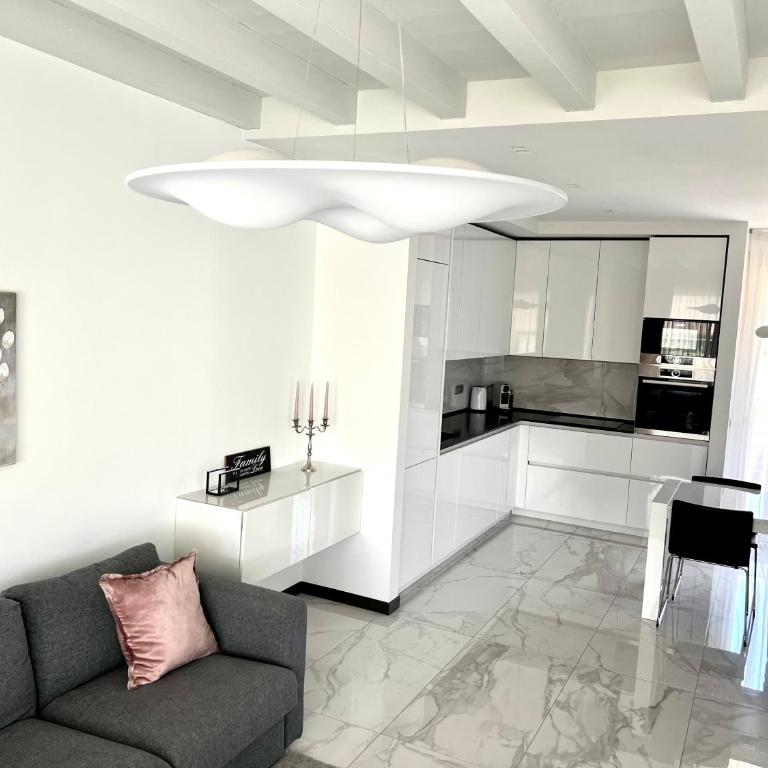 PAGANINI suites and apartments - Suite con Vista Lago - 13