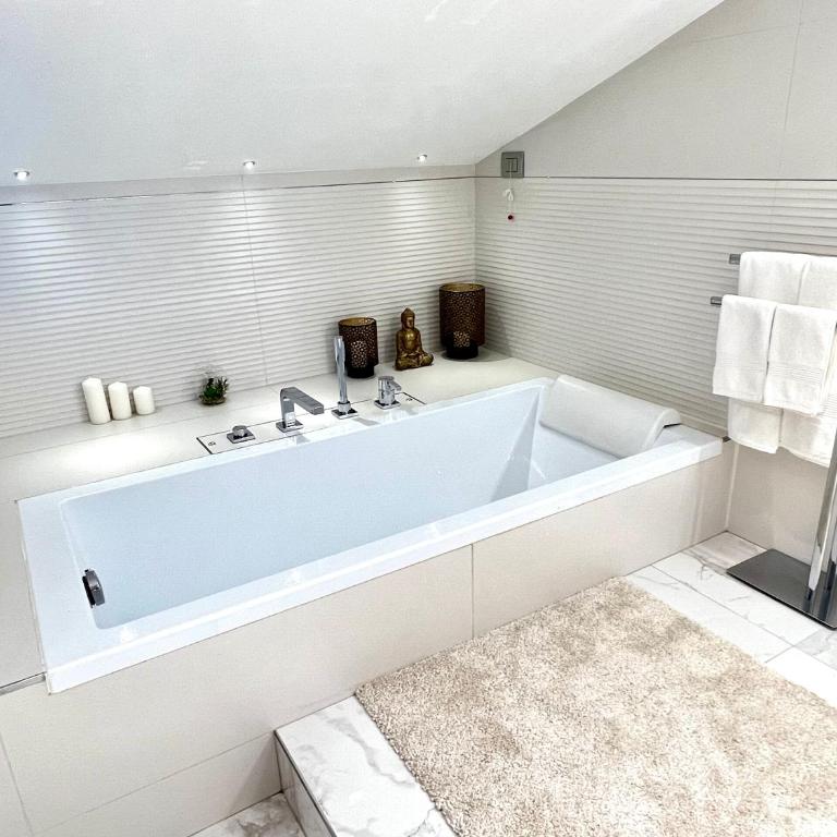 PAGANINI suites and apartments - Suite con Vista Lago - 19