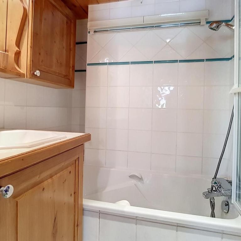 Appartement 3 pièces, balcon, proche pistes, 6 pers, 3 Flocons Argent - FR-1-344-823 - Apartamento - 12