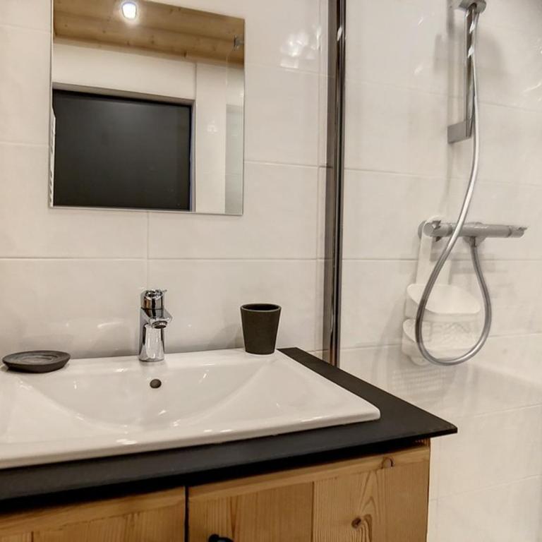 Appartement lumineux 4 pers, skis aux pieds, style Loft Alpin - FR-1-344-794 - Apartment - 14