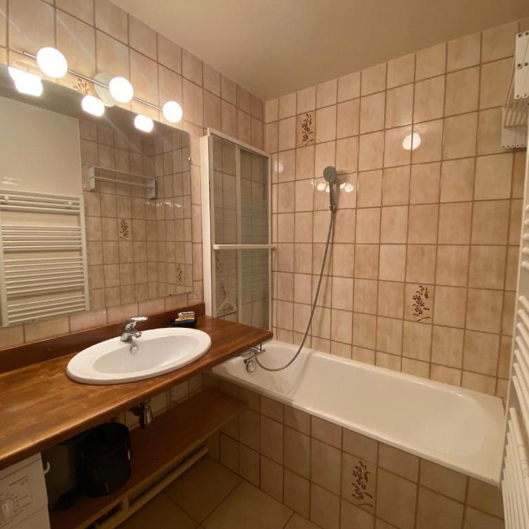 La Clusaz - 3 pièces - Proche pistes - Garage - Animaux admis - FR-1-437-95 - Appartamento - 10
