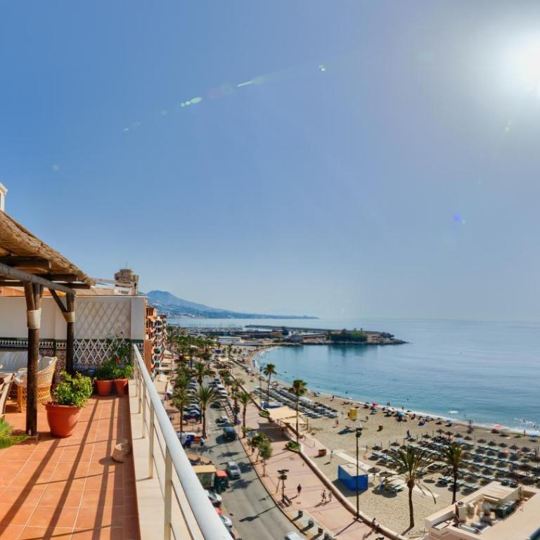 Holidays2Fuengirola Duplex 1st line sea, terrace - Apartamento de 3 dormitorios - 1
