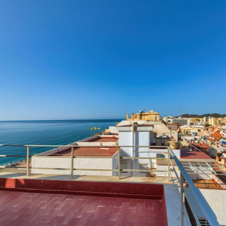 Holidays2Fuengirola Duplex 1st line sea, terrace - Apartamento de 3 dormitorios - 19