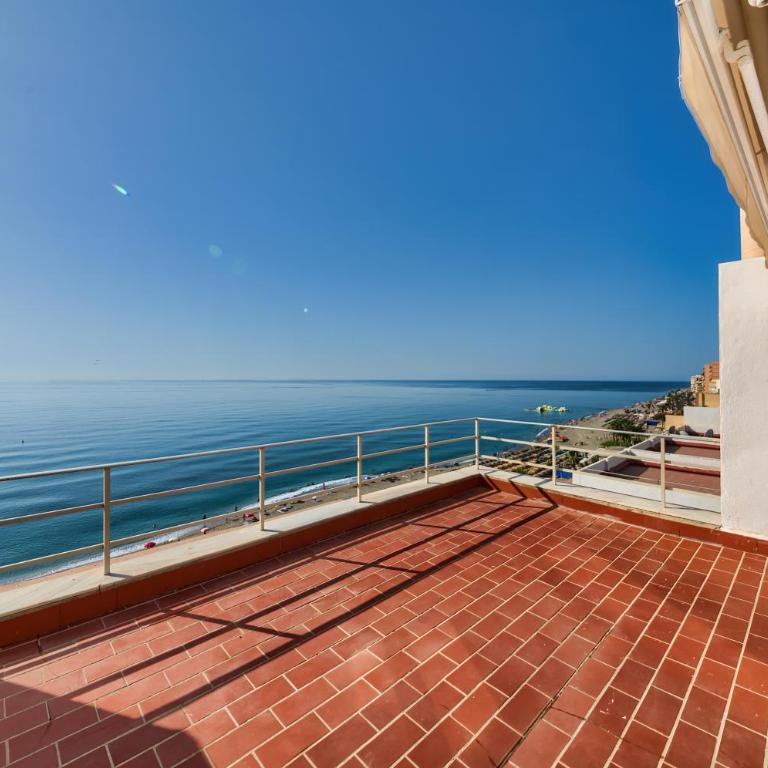Holidays2Fuengirola Duplex 1st line sea, terrace - Apartamento de 3 dormitorios - 34