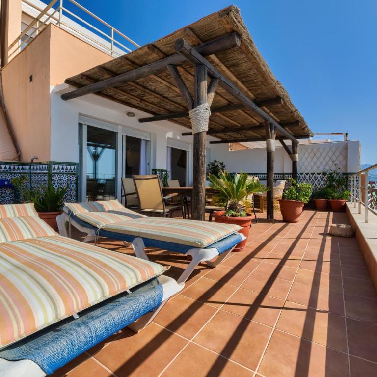 Holidays2Fuengirola Duplex 1st line sea, terrace - Apartamento de 3 dormitorios - 12