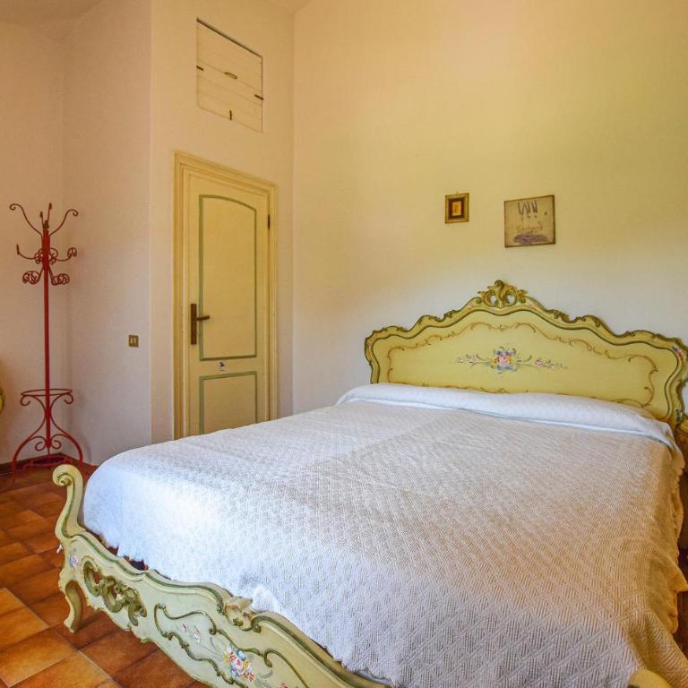 4 Bedroom Amazing Home In Pietrasanta - Four-Bedroom Vacation Home - 9