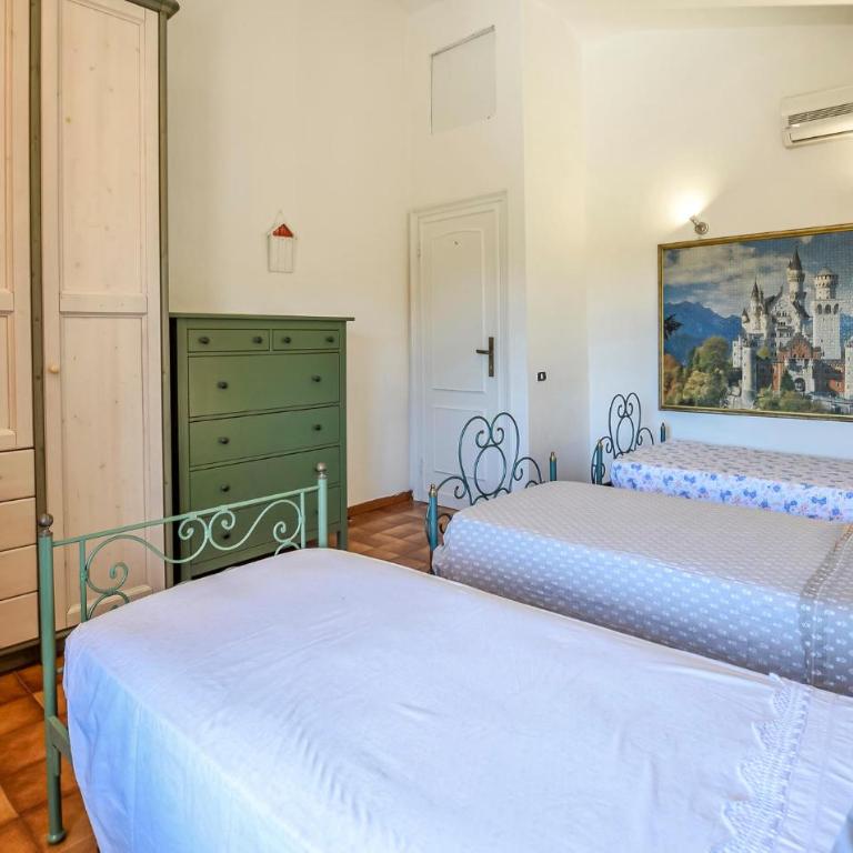 4 Bedroom Amazing Home In Pietrasanta - Four-Bedroom Vacation Home - 11