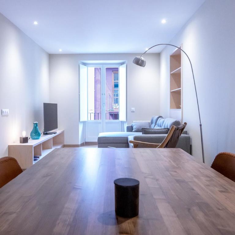 HERITAGE APARTMENTS CERDANYA al carrer Major i parking - Deluxe Apartment mit Balkon und 2 Schlafzimmern - 20