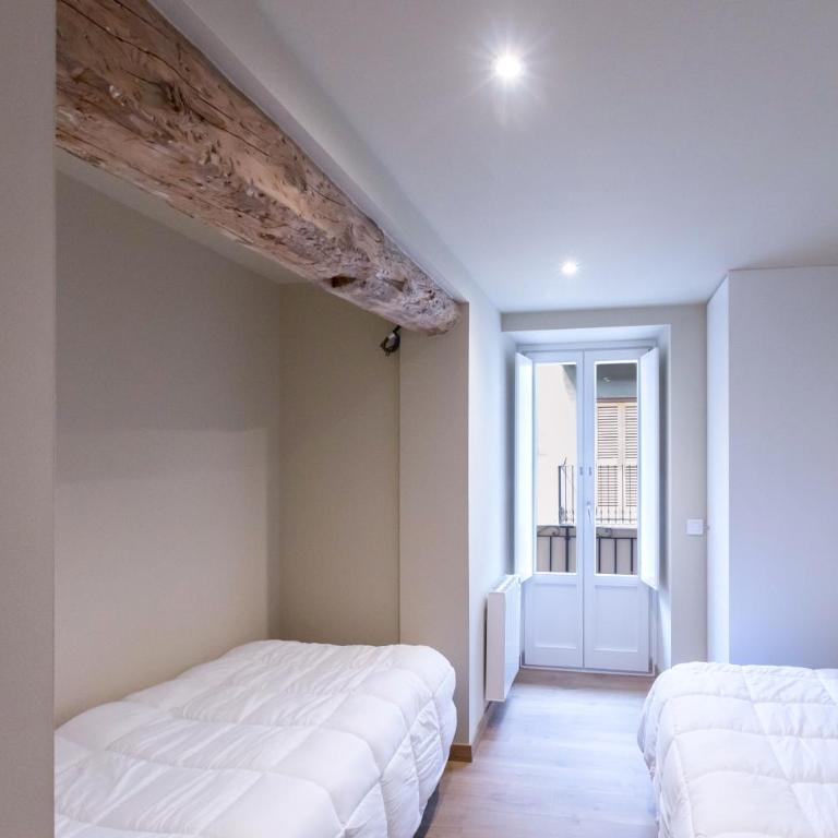 HERITAGE APARTMENTS CERDANYA al carrer Major i parking - Apartment mit Terrasse - 15