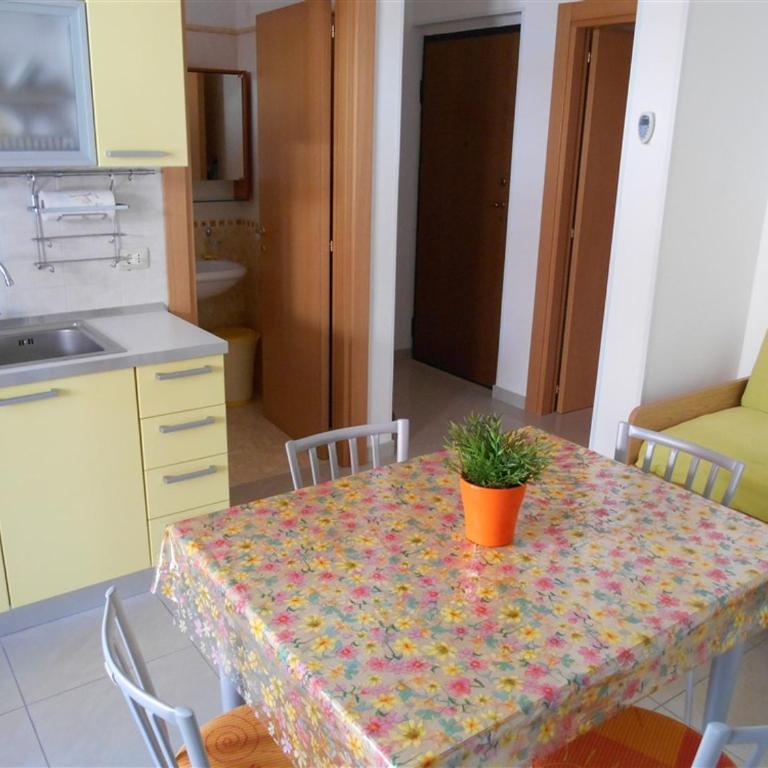 Abitazioni climatizzate in "Residenza Marina" a 300 metri dalla spiaggia - Casa Vacanze - 23