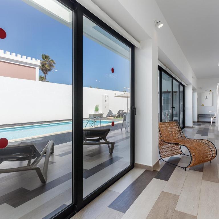 Villa Luxury Azul Private Pool and BBQ Corralejo By Holidays Home - Villa frente a la playa - 17