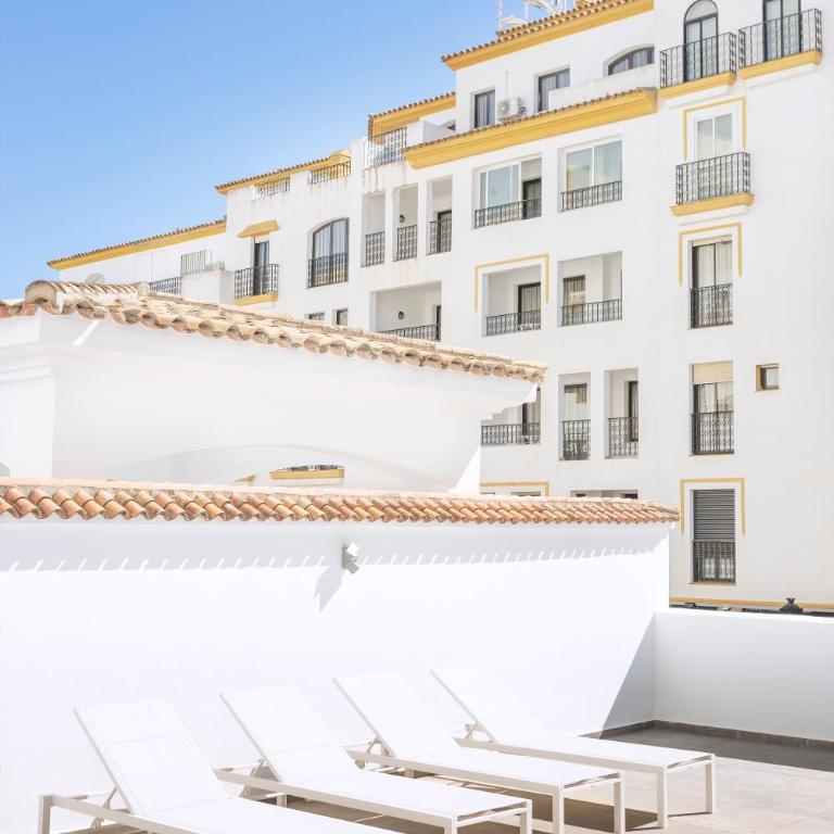 B51 Executive Flats Marbella - Apartamento Deluxe de 4 dormitorios con vistas al mar y bañera de hidromasaje - 6